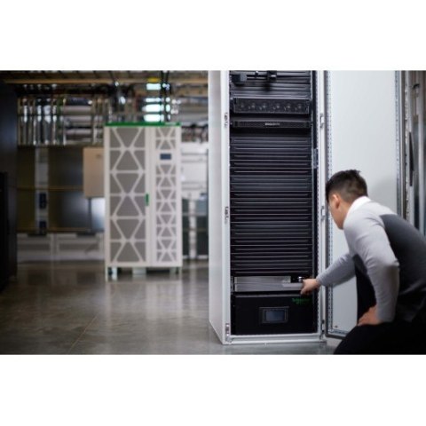 APC SRTL5KRM2UI Smart-UPS Ultra On-Line Lithium ion 5KVA/5KW, 2U Rack/Tower